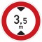 Foto Zákaz vjezdu vozidel, jejichž výška přesahuje vyznačenou mez